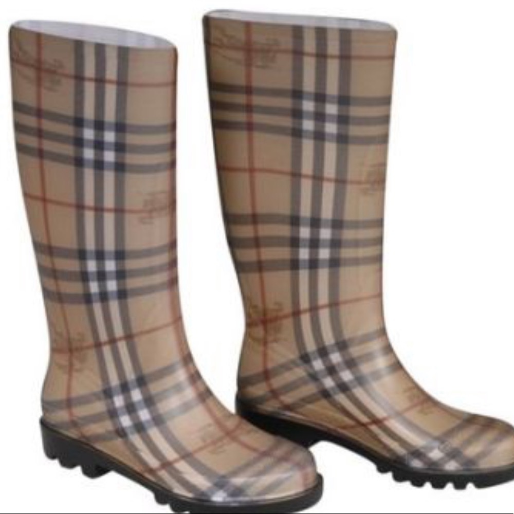 BURBERRY Rain boots- classic Authentic